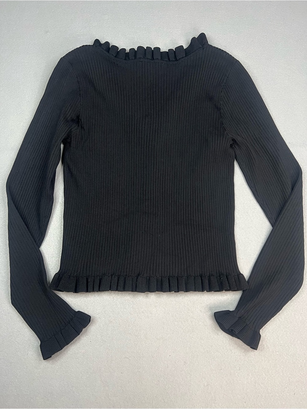 Astr The Label Black Ruffled Ribbed Button-Front Cardigan - Picture 5 of 7